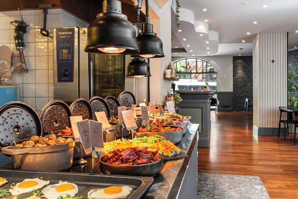Tägliches inbegriffenes Frühstücksbuffet