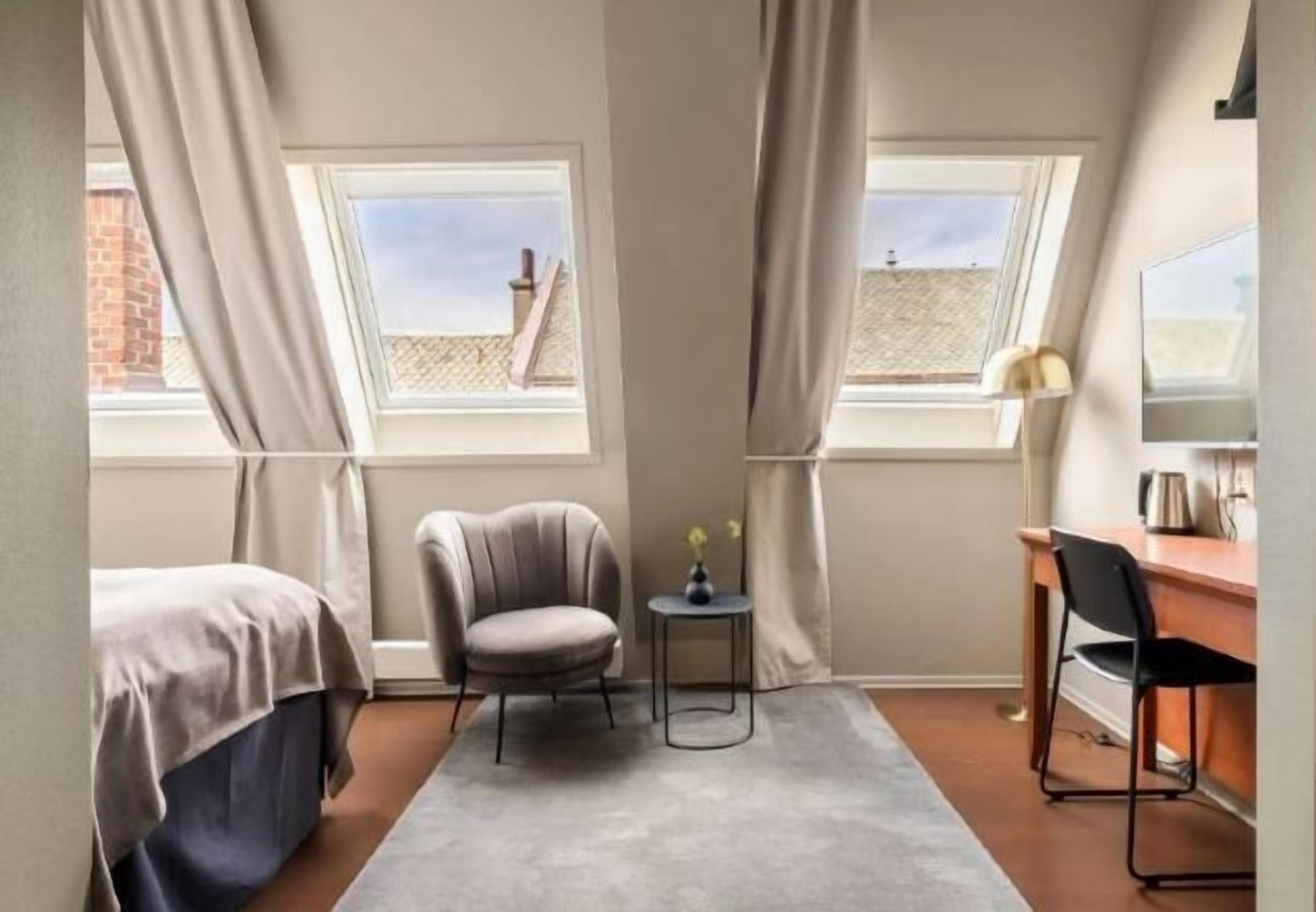 Ropa de cama hipoalergénica, escritorio, cortinas blackout y cunas 