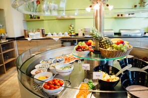 Daily buffet breakfast (EUR 11.00 per person)