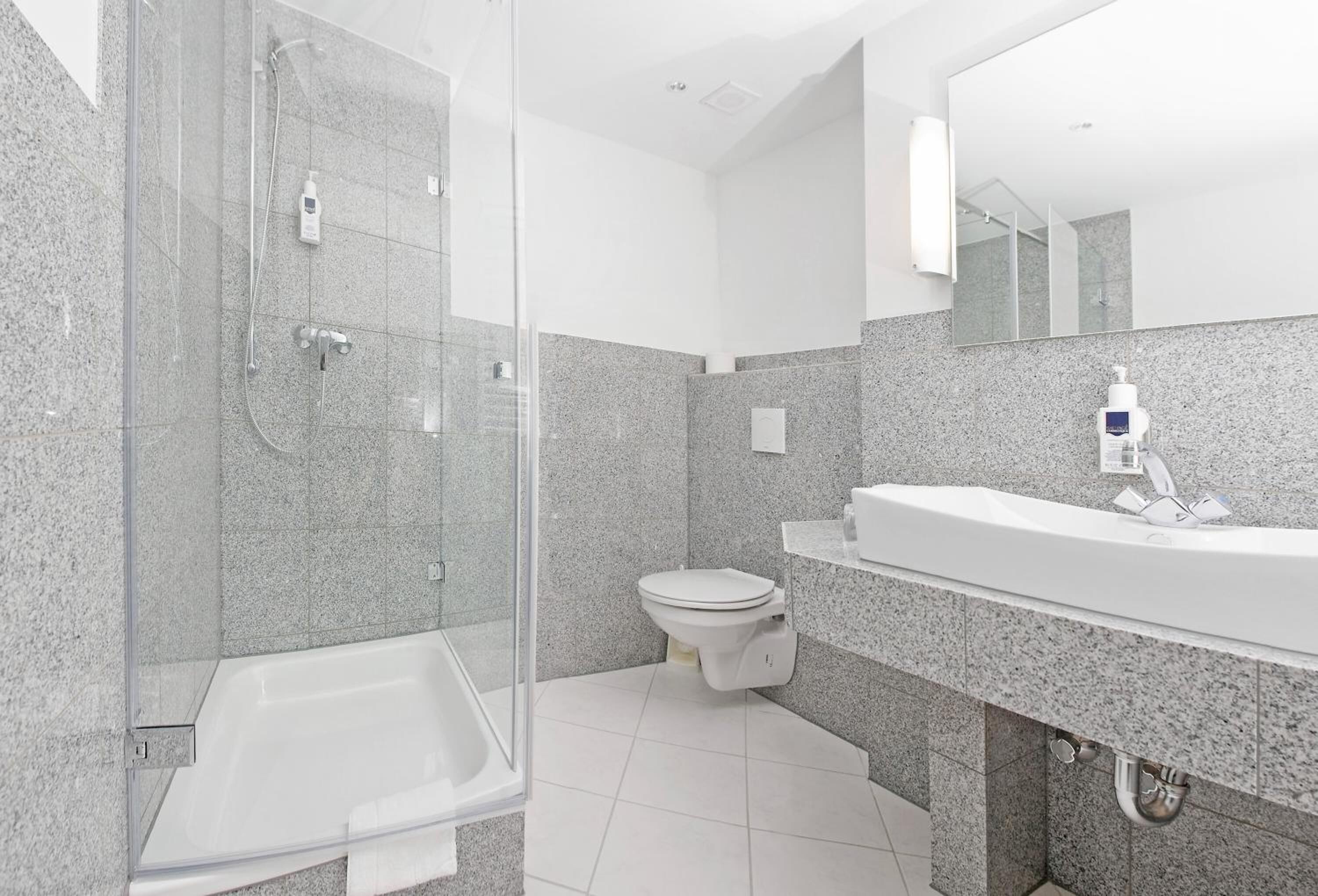double room | bathroom | free toiletries, hair dryer, towels
