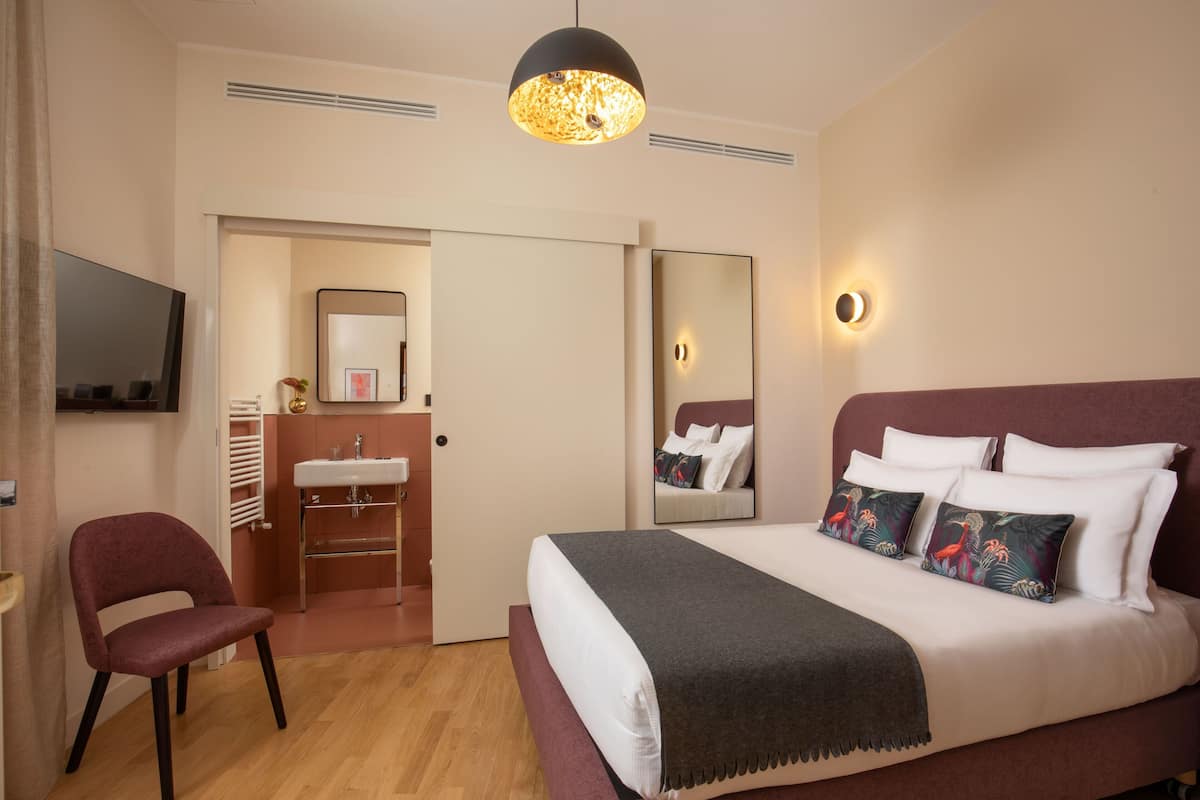 Classic Single Room