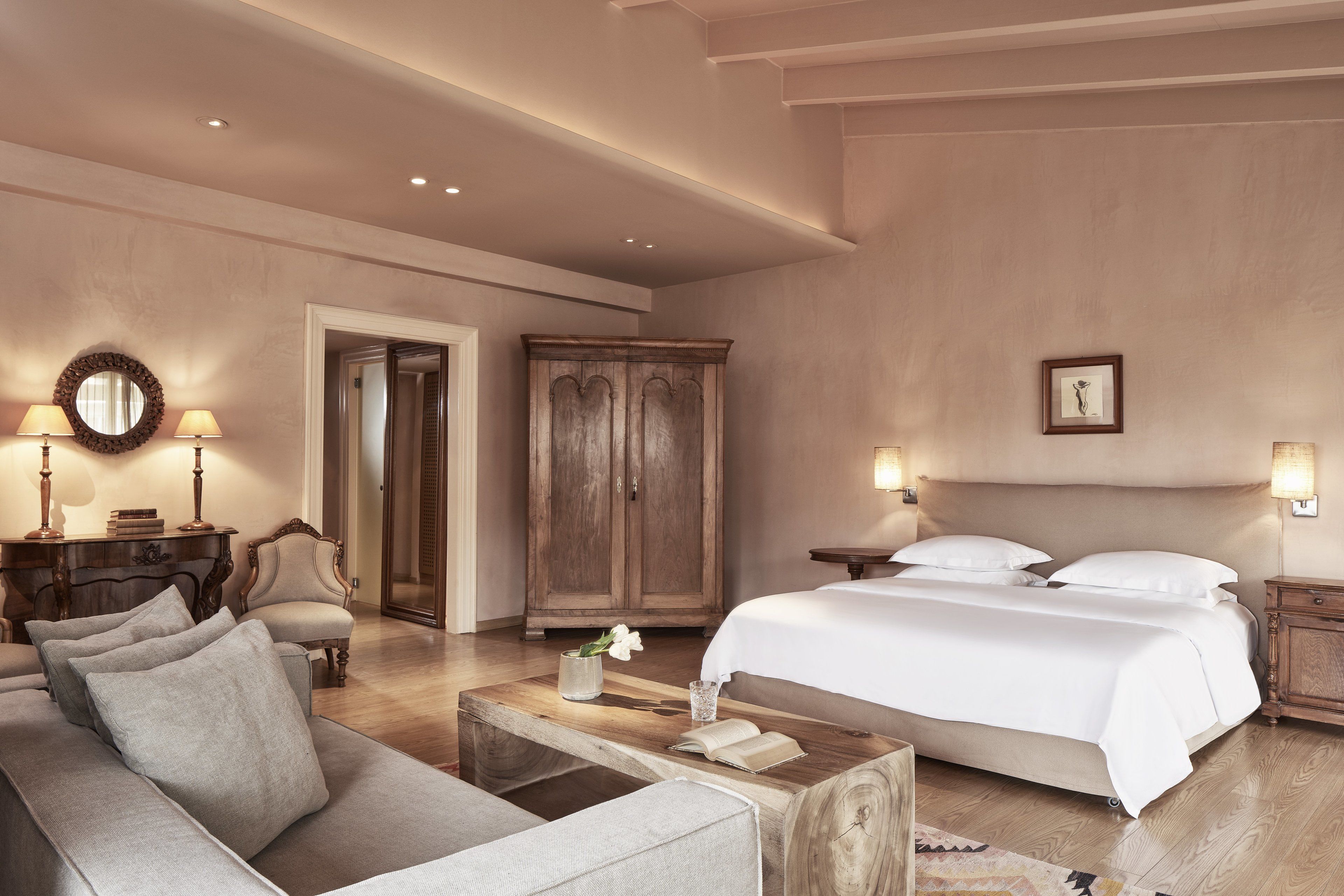 Minibar, in-room safe, laptop workspace, soundproofing