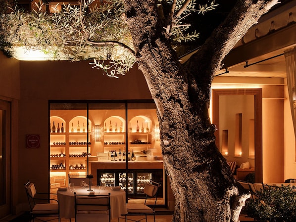 4 Restaurants, Frühstück, Mittagessen, Abendessen, mediterrane Küche