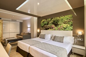 Free minibar, in-room safe, desk, soundproofing - VP Madroño (Madrid)