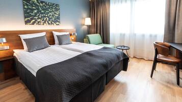 Chambre Double Supérieure | Minibar, coffres-forts dans les chambres, bureau, chambres insonorisées