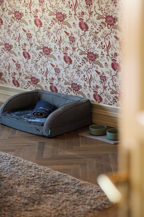 Deluxe Double Room | Premium bedding, minibar, in-room safe, desk - Hotel Detmolder Hof (Detmold)