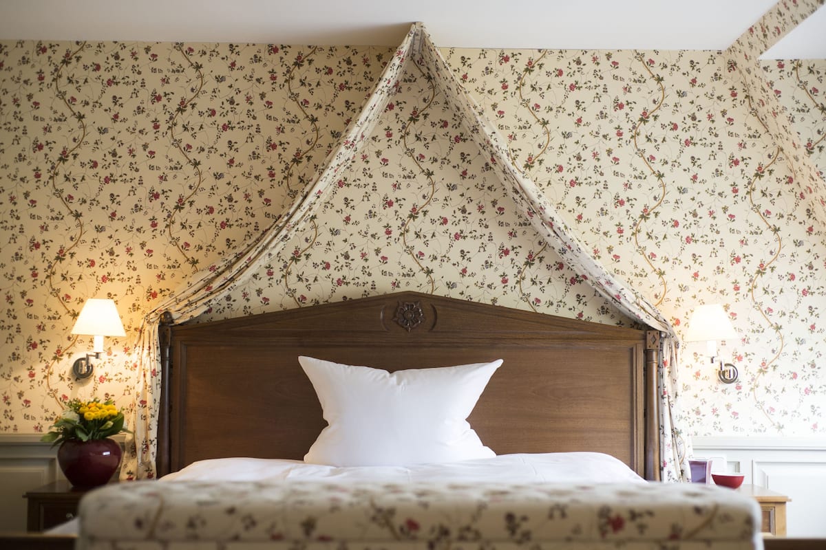 business double room single use | premium bedding, minibar, in-room safe, desk