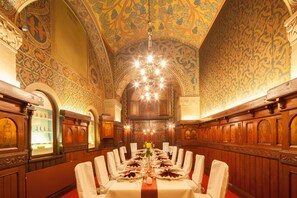 Serveert diner, internationale gerechten