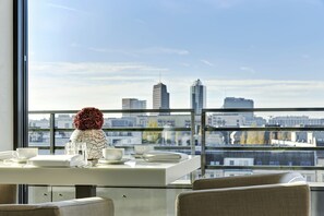 City view from property - The Mandala Suites Berlin (Berlin)