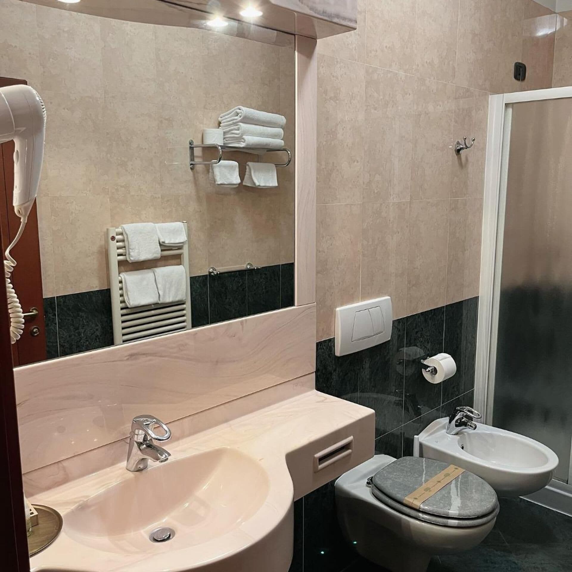 Photo - Hotel Valganna