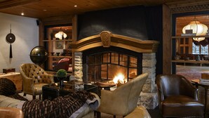 Unclassified image, 5 of 90, button - Park Gstaad (Saanen)