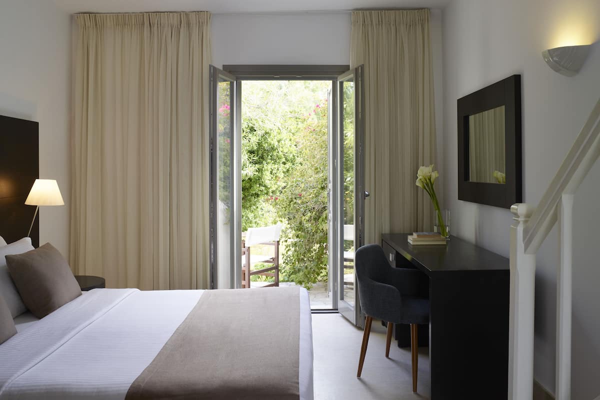 1 habitación, caja de seguridad en la habitación y insonorización