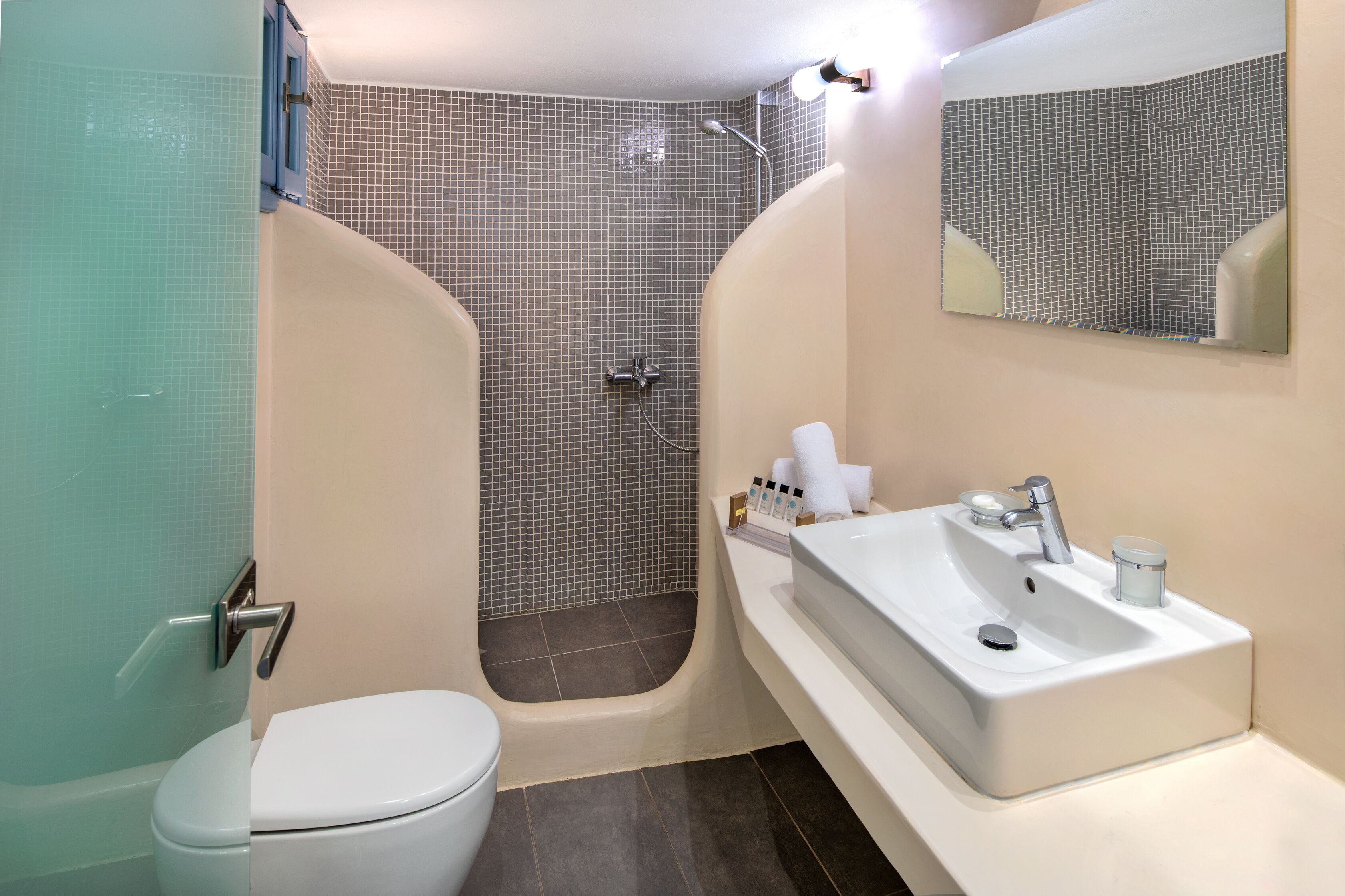 Photo - Kokkinos Villas