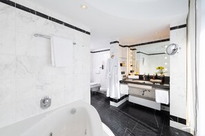 Penthouse, 1 King Bed, Balcony (Penthouse;Cozy Sitting Corner) | Bathroom | Designer toiletries, hair dryer, bathrobes, towels - THE MADISON Hotel Hamburg (Hamburg)