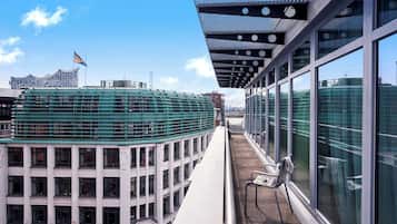 Penthouse, 1 King Bed, Balcony (Penthouse;Cozy Sitting Corner) | Terrace/patio