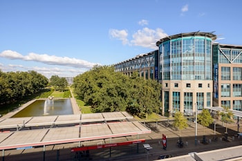 ATLANTIC Hotel Airport