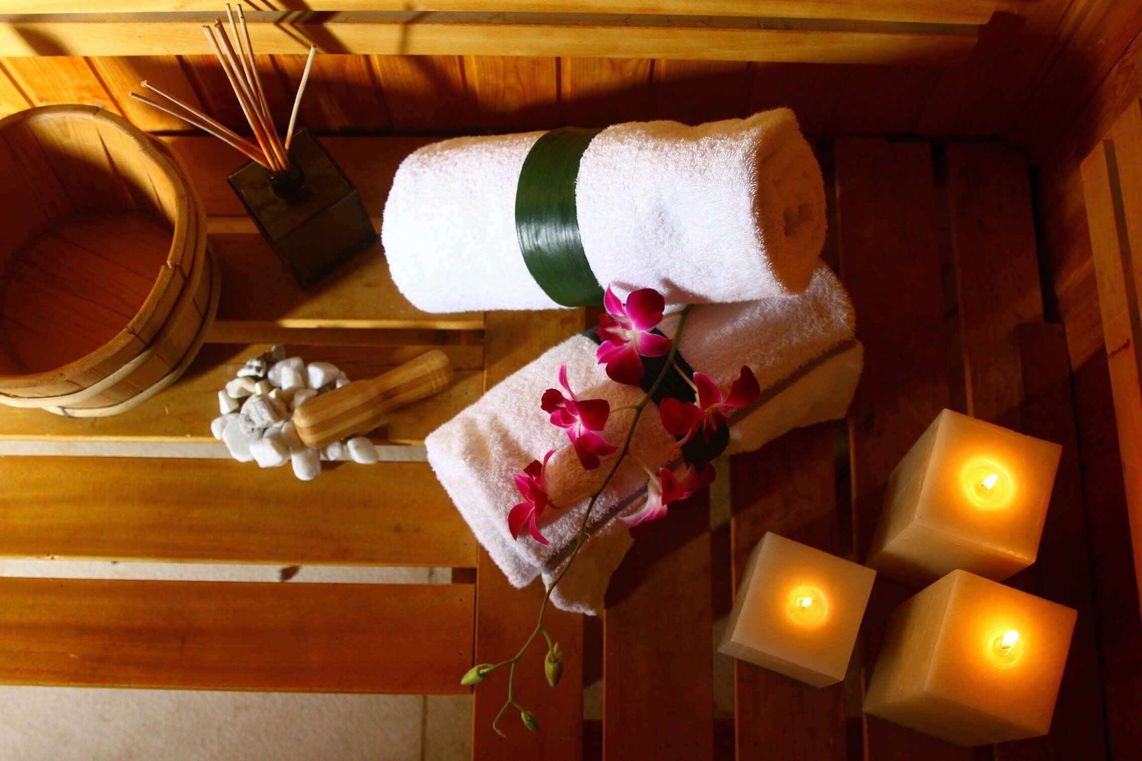 couples treatment room(s), sauna, turkish bath/hammam, body treatments