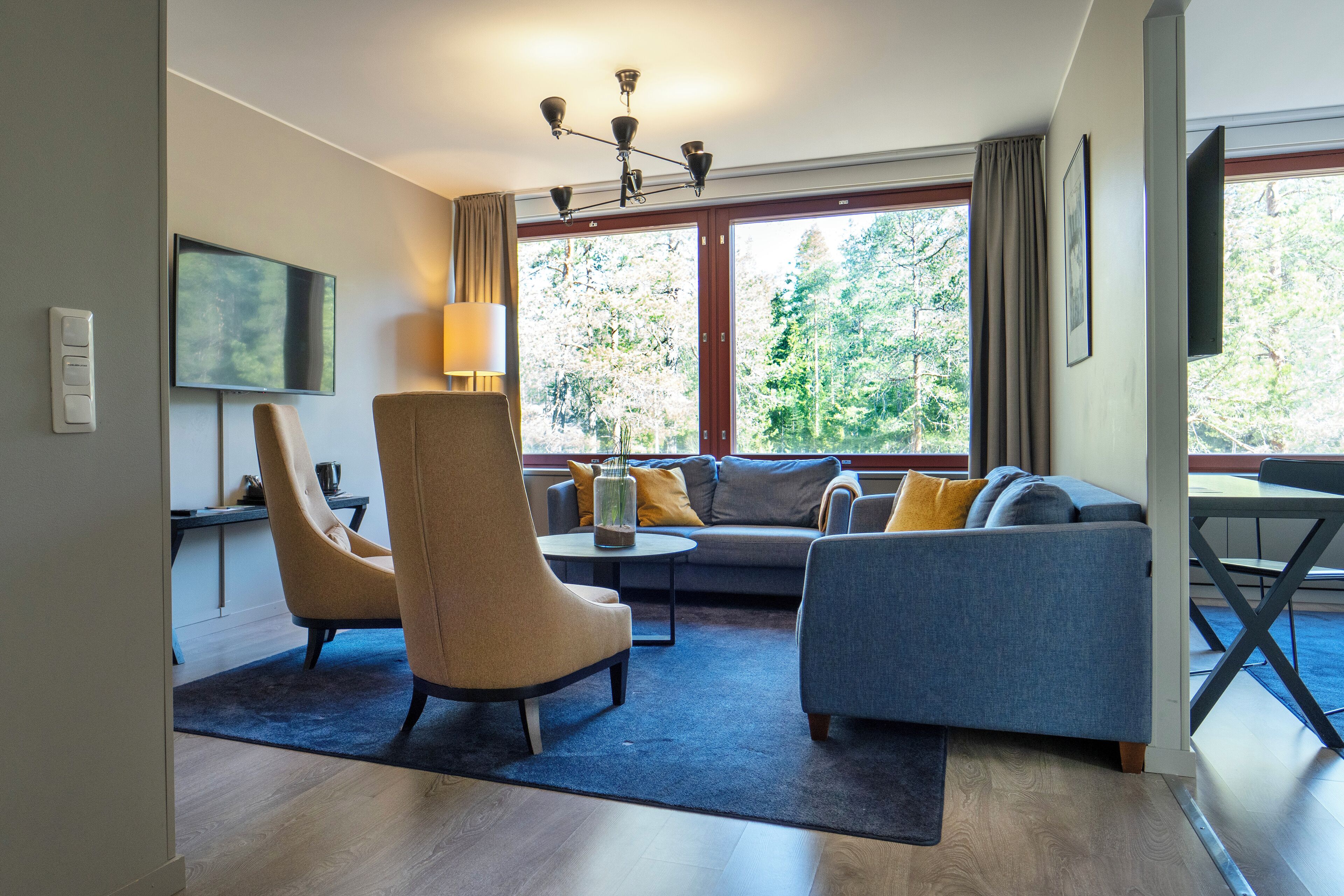 junior suite | blackout curtains, free wifi, bed sheets