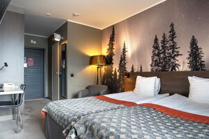 Standard Twin Room | Blackout drapes, free WiFi, bed sheets