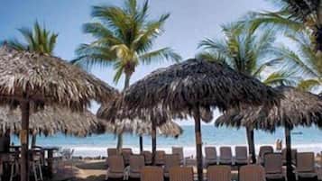 Private beach, sun loungers, beach umbrellas, beach towels
