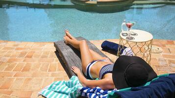 Outdoor pool, sun loungers