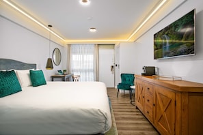 Executive Room, 1 King Bed, Non Smoking