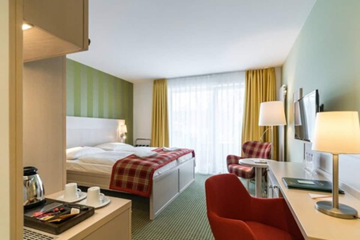 Comfort Double Room, Balcony, Annex Building | LCD TV