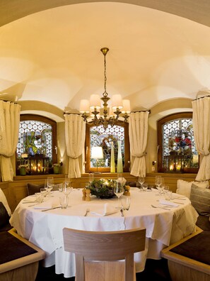 Breakfast, lunch and dinner served  - Bauer Hotel & Restaurant (Feldkirchen)