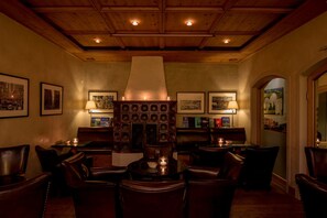 Bar (in der Unterkunft)