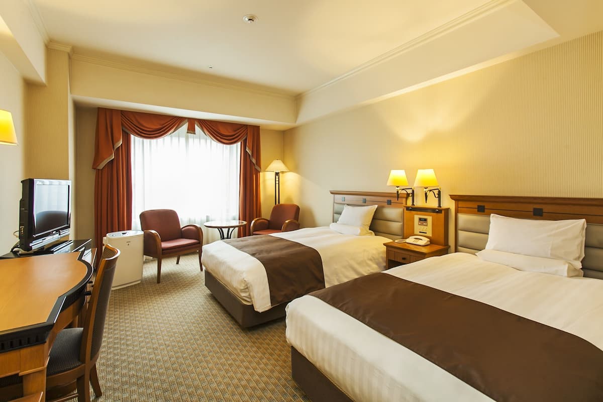 Premium bedding, desk, free WiFi, bed sheets