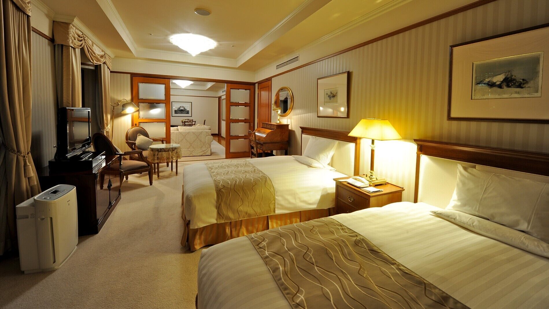 Premium bedding, desk, free WiFi, bed sheets