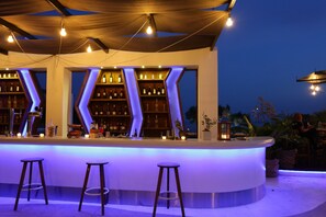 Poolside bar