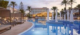 Meliá Zahara Resort & Villas