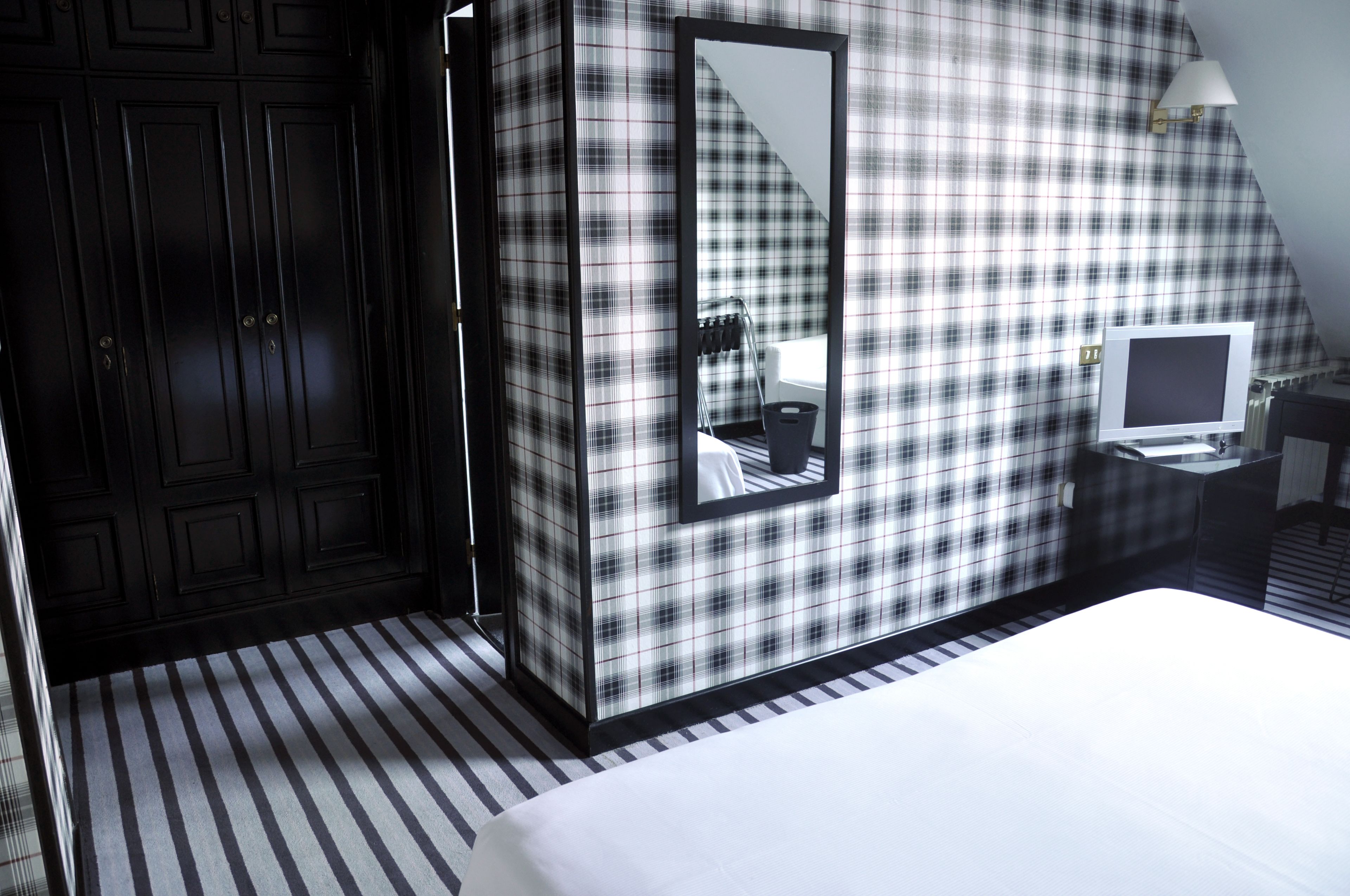 down duvets, minibar, in-room safe, desk