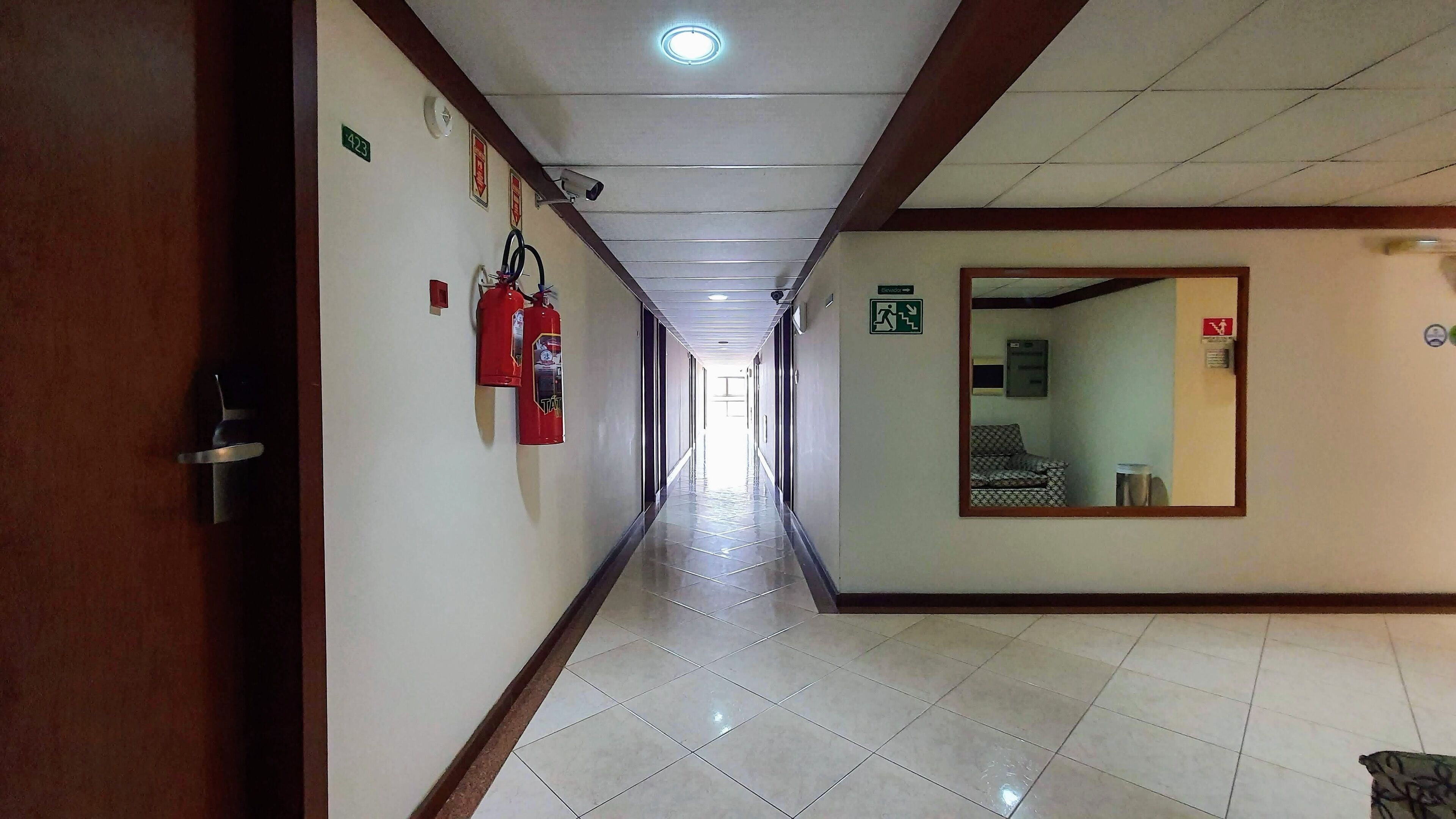 32-inch flat-screen tv with cable channels, tv