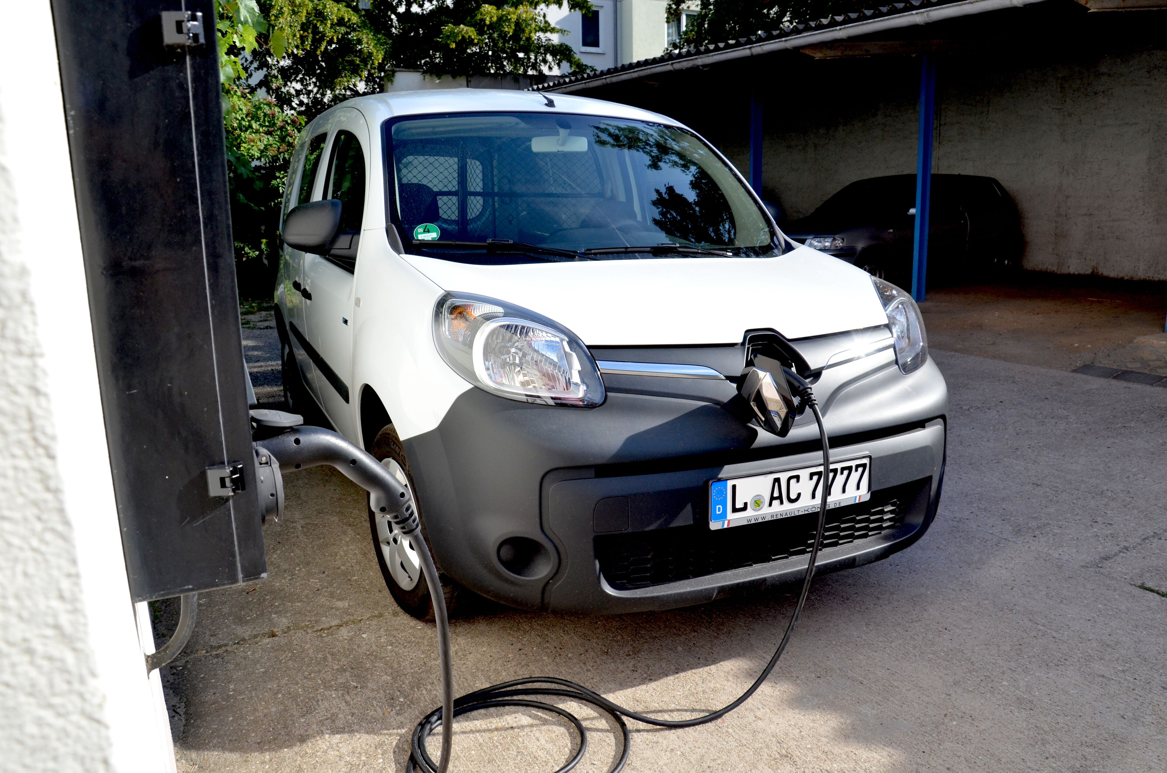 self-parking (surcharge) 8 per day