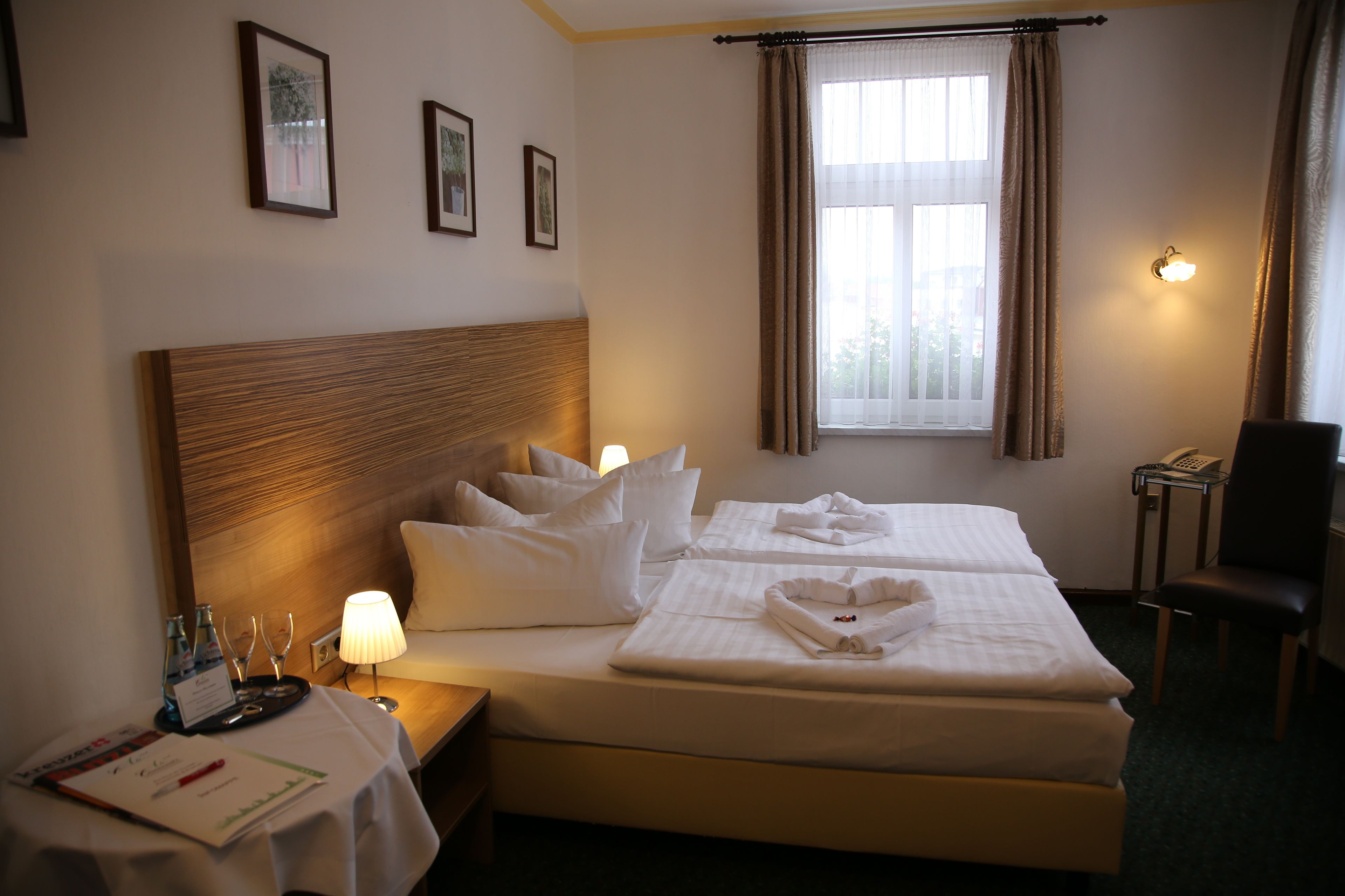 conne-s | 1 bedroom, premium bedding, pillow-top beds, in-room safe