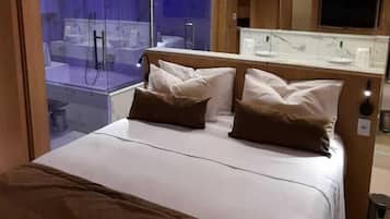 Suite Luxo Vista Mar | 1 間睡房、迷你吧、房內夾萬、書桌