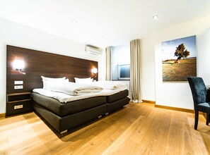 Room - Romantik Hotel Walhalla (Osnabrueck)