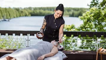 Reflexology, massage/treatment rooms, manicures and pedicures, massages