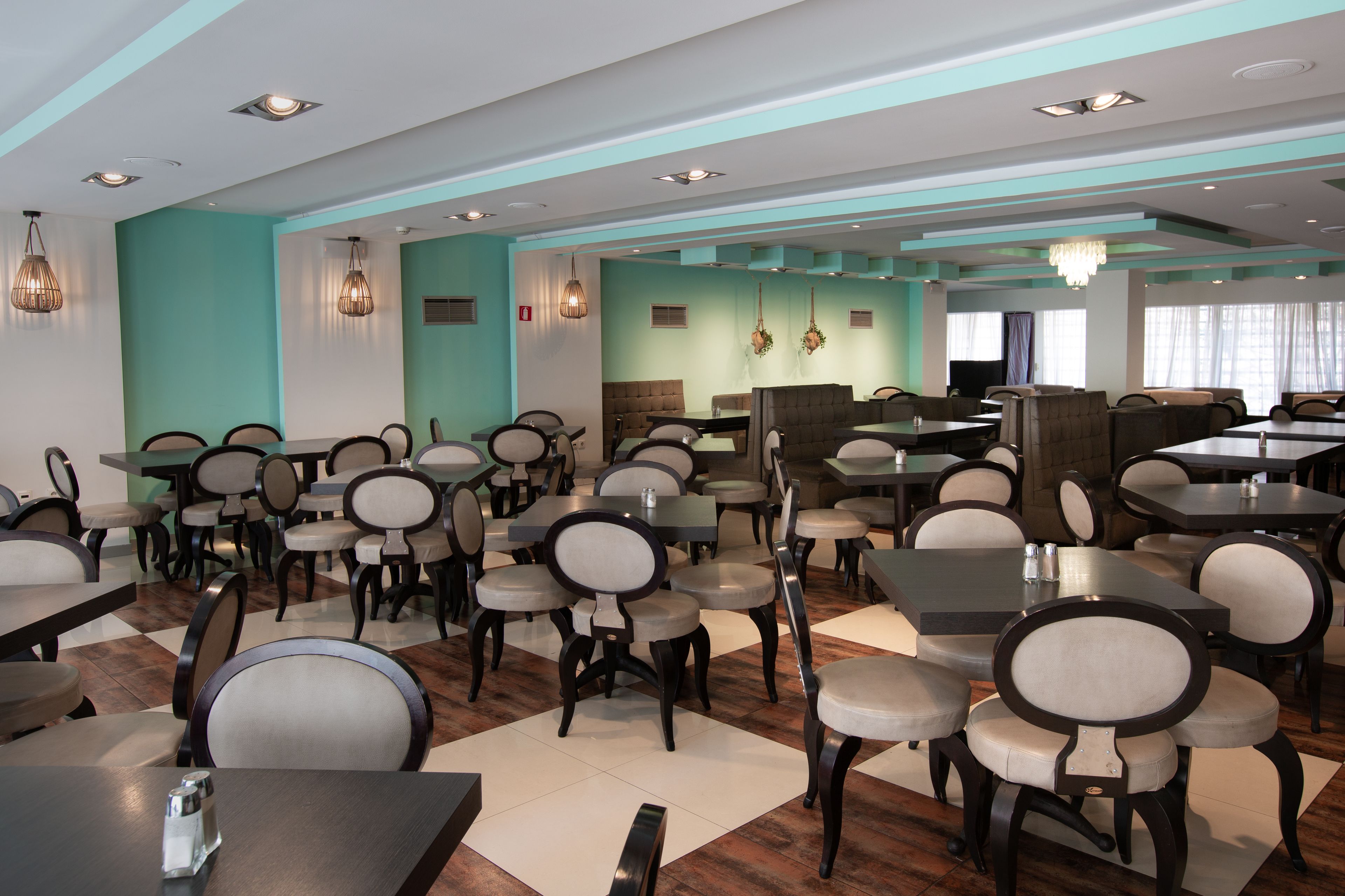 Photo - Metropolitan Hotel