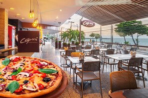 Bar (en la propiedad)