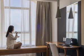 Khu vực ăn uống tại phòng