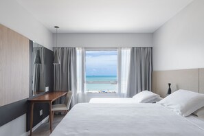 Superior Casal com Cama Extra Frente Mar | Hochwertige Bettwaren, Minibar, Zimmersafe, individuell dekoriert