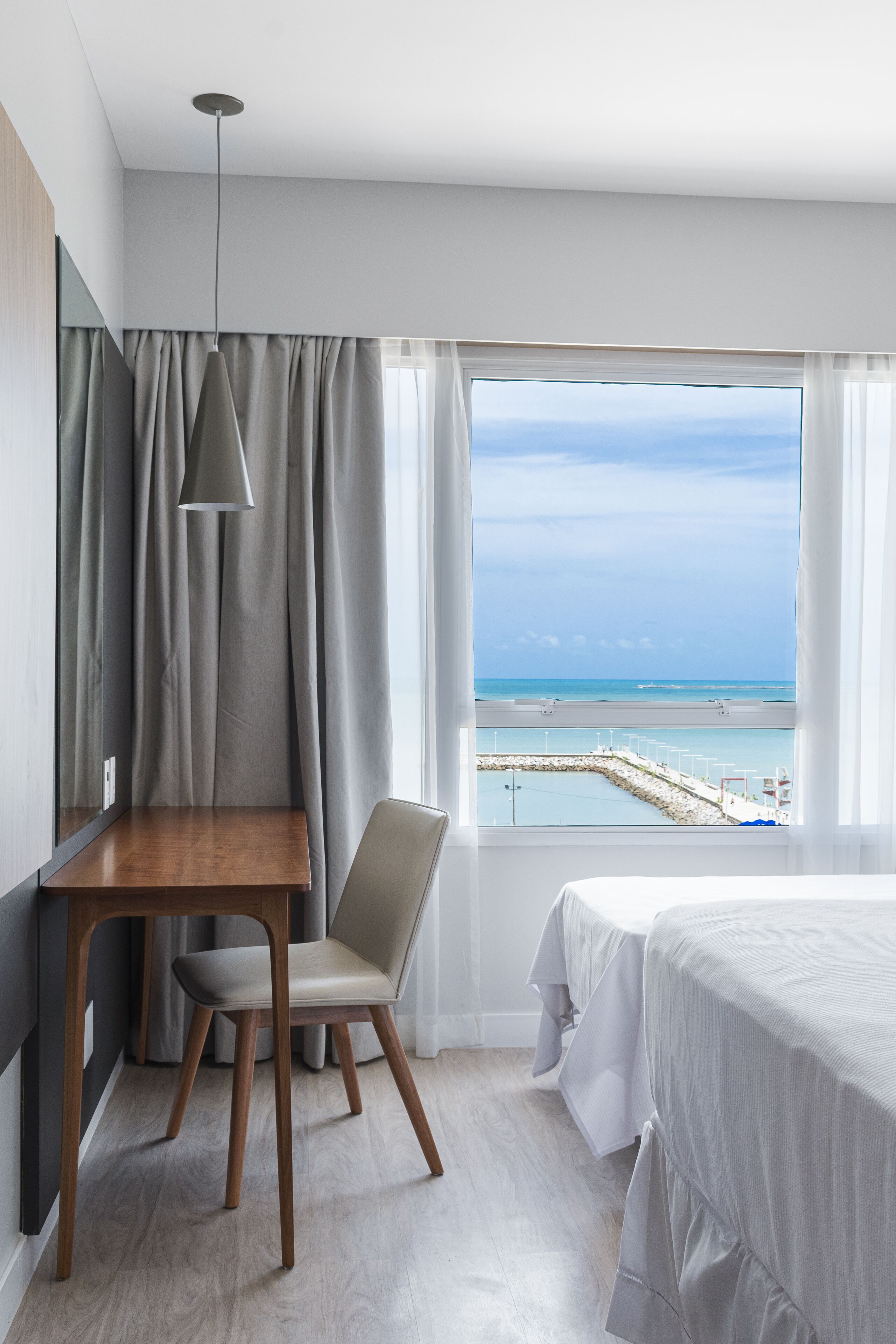 superior casal com cama extra frente mar | 1 bedroom, premium bedding, minibar, in-room safe