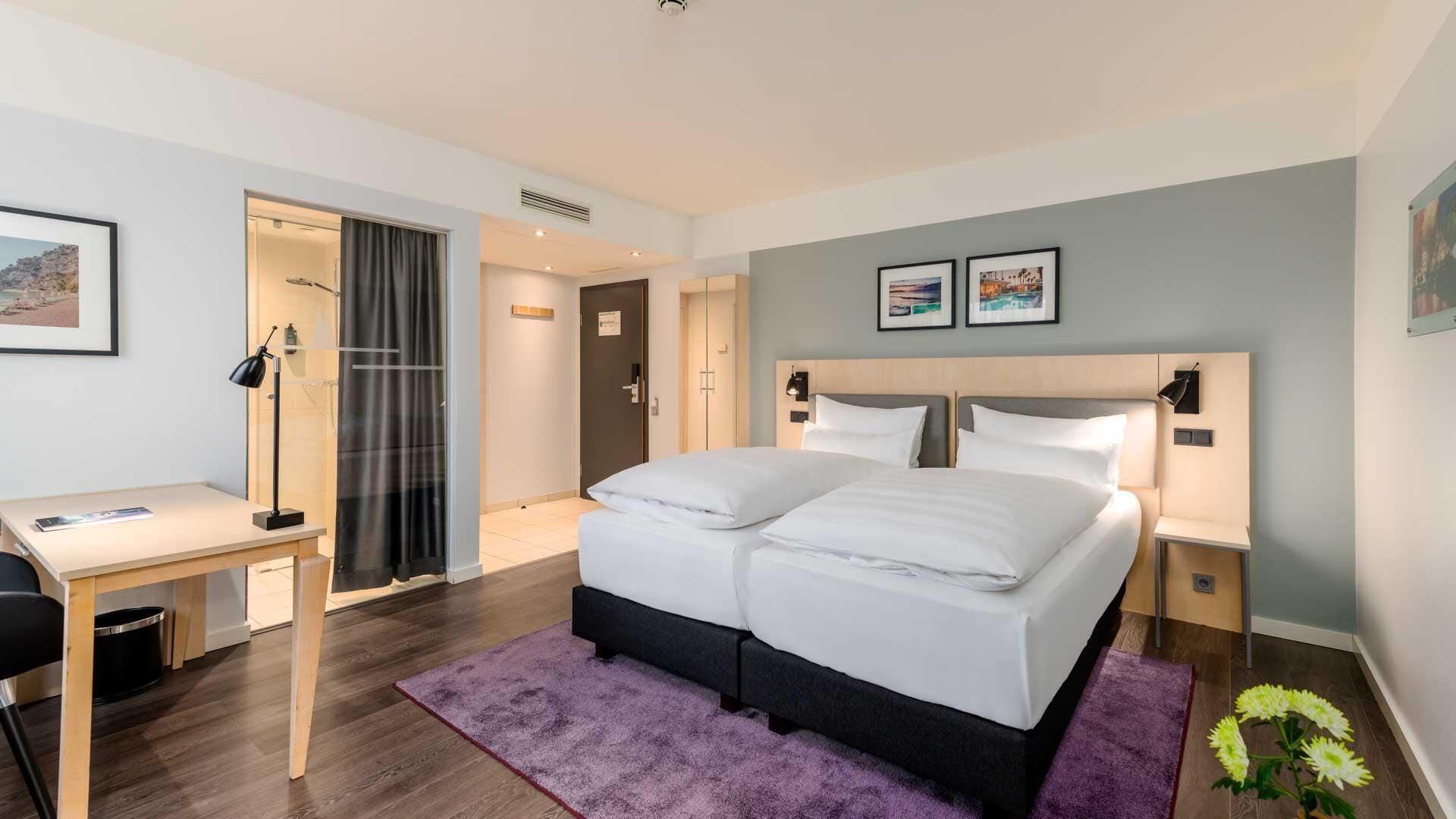 Hypo-allergenic bedding, in-room safe, desk, soundproofing