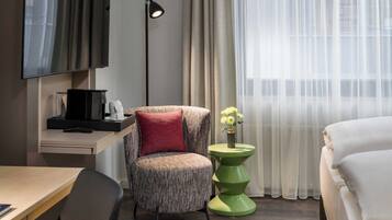 Habitación doble estándar | Ropa de cama hipoalergénica y caja de seguridad en la habitación