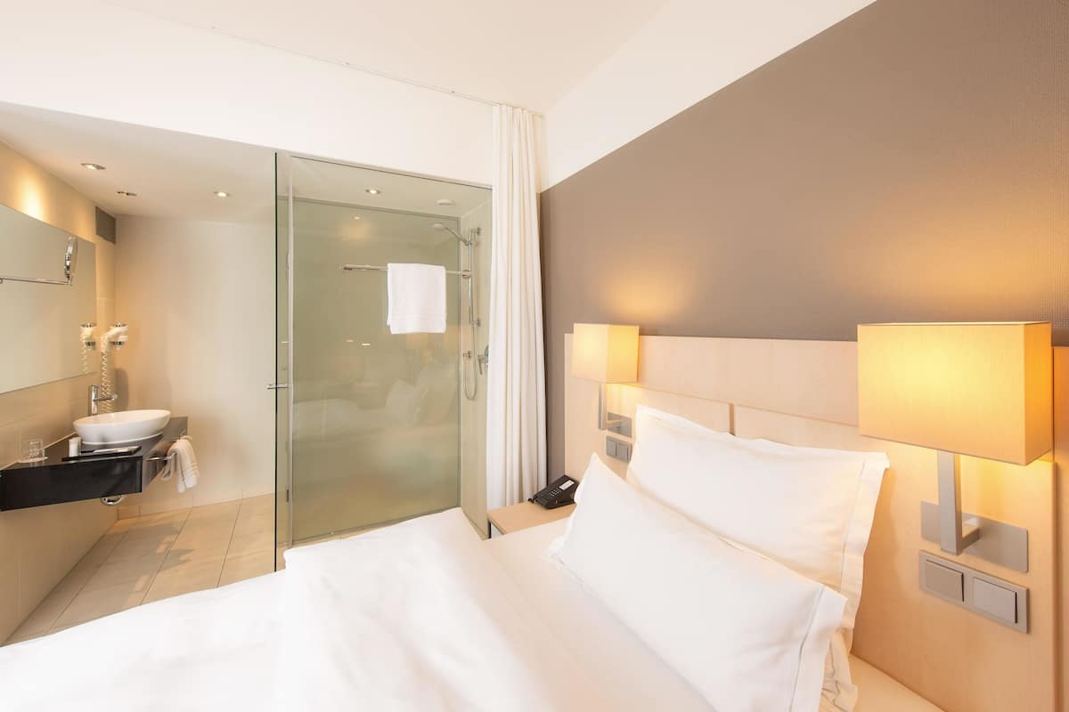 Superior Single Room