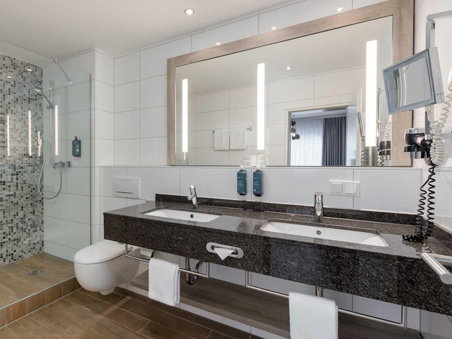 Apartment (no elevator) | Bathroom