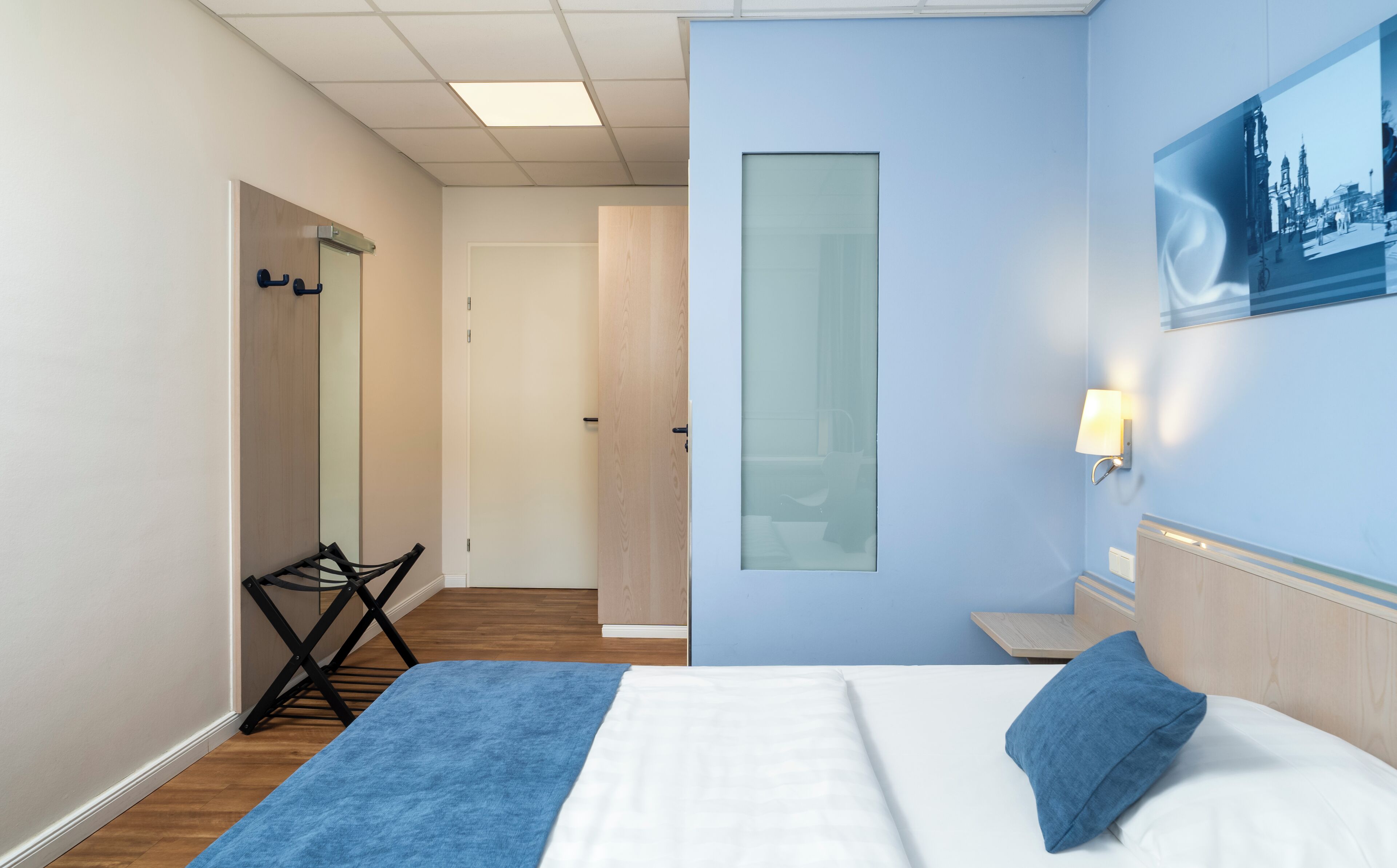 standard room | 1 bedroom, desk, blackout curtains, iron/ironing board